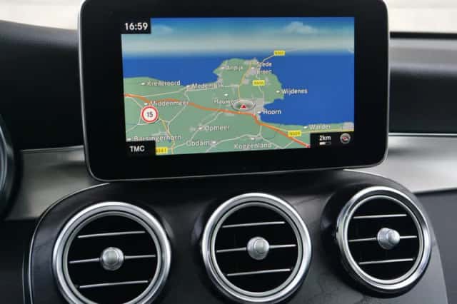 Mercedes-Benz GLC-Klasse (2018) thumbnail 7