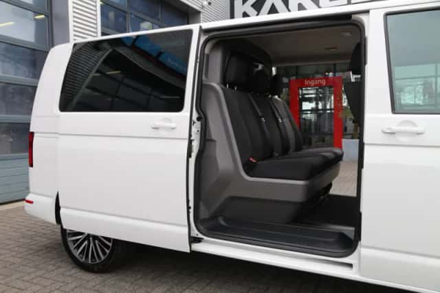 Volkswagen Transporter (2024) thumbnail 14