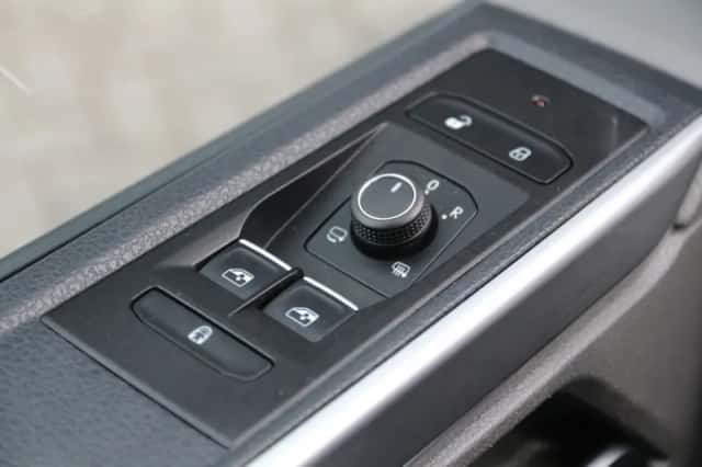 Volkswagen Transporter (2024) thumbnail 23