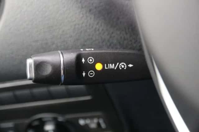 Mercedes-Benz Vito (2023) thumbnail 13