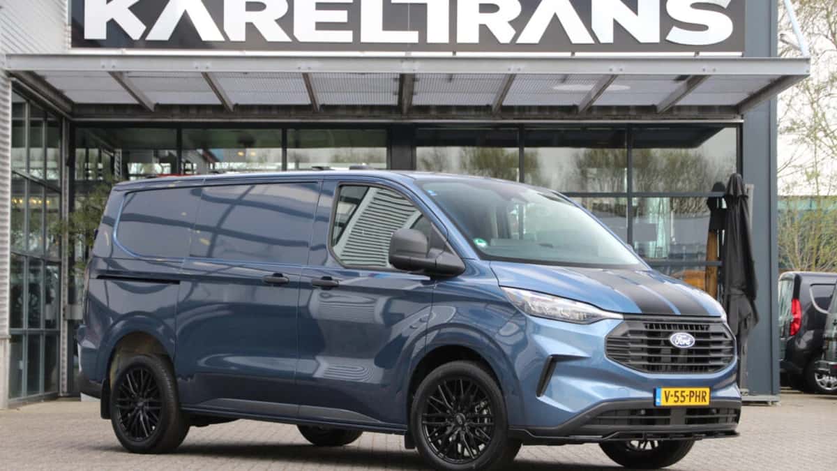 Ford Transit Custom (2024) — foto 1