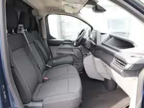 Ford Transit Custom (2024) thumbnail 9