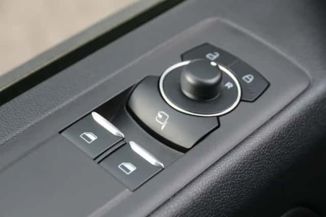 Ford Transit Custom (2023) thumbnail 19