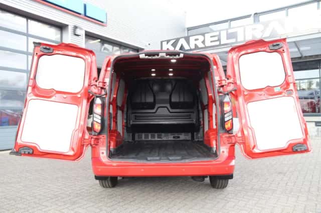 Ford Transit Custom (2023) thumbnail 3