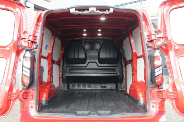 Ford Transit Custom (2023) thumbnail 4