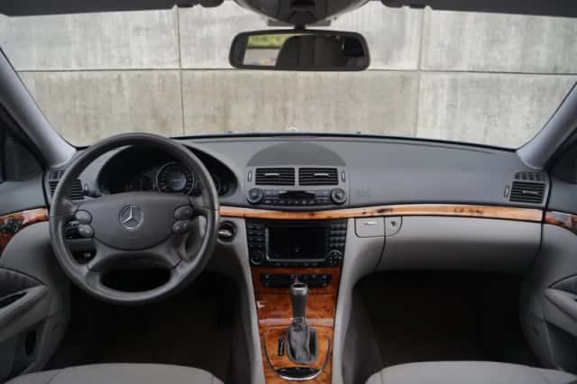Mercedes-Benz E-Klasse (2006) thumbnail 4