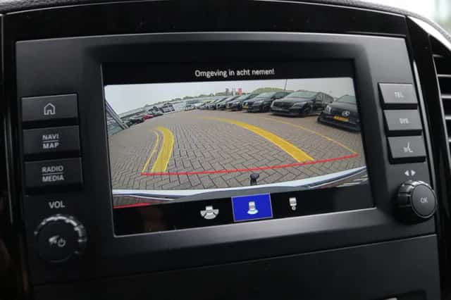 Mercedes-Benz Vito (2023) thumbnail 12