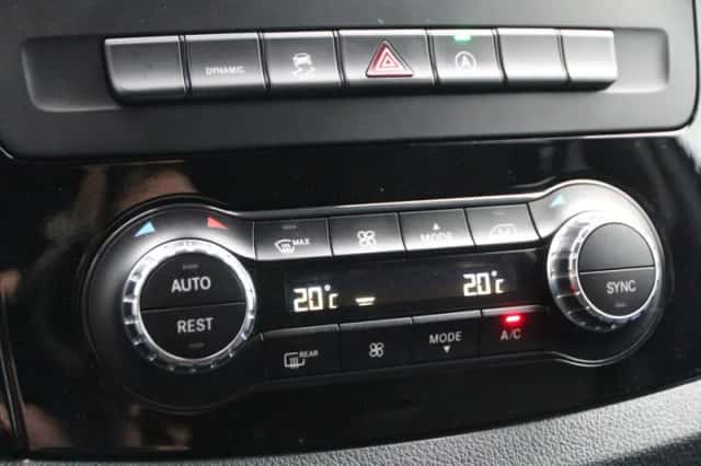 Mercedes-Benz Vito (2023) thumbnail 14