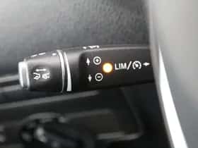 Mercedes-Benz Vito (2023) thumbnail 7
