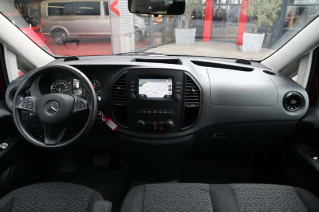 Mercedes-Benz Vito (2021) thumbnail 5