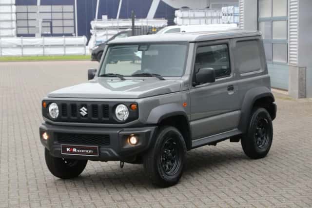 Suzuki Jimny (2023) thumbnail 12