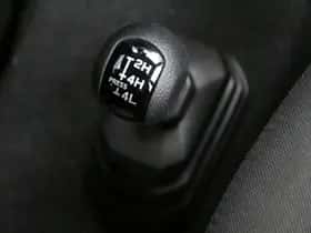 Suzuki Jimny (2023) thumbnail 13