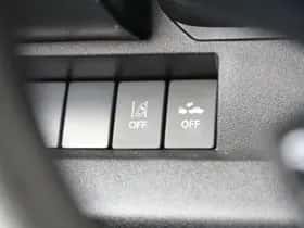 Suzuki Jimny (2023) thumbnail 14
