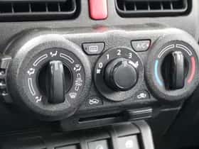 Suzuki Jimny (2023) thumbnail 19