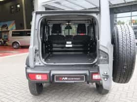 Suzuki Jimny (2023) thumbnail 3