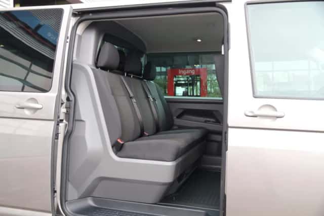 Volkswagen Transporter (2023) thumbnail 19