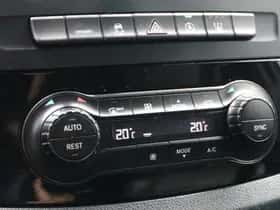 Mercedes-Benz Vito (2022) thumbnail 13