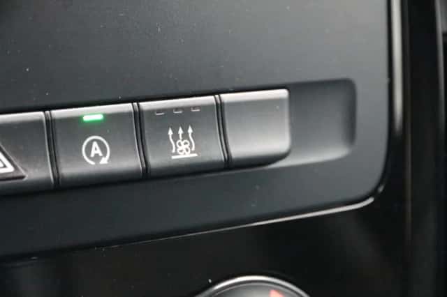 Mercedes-Benz Vito (2022) thumbnail 19