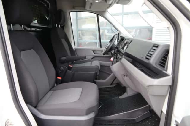 Volkswagen Crafter (2022) thumbnail 9