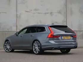 Volvo V90 (2018) thumbnail 2