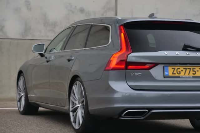 Volvo V90 (2018) thumbnail 12