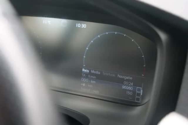 Volvo V90 (2018) thumbnail 6
