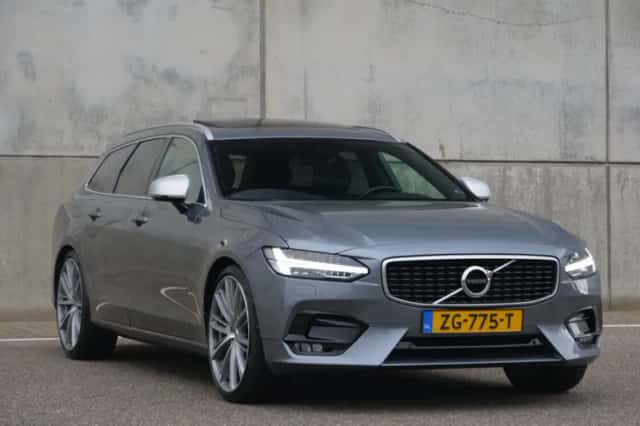Volvo V90 (2018) thumbnail 9