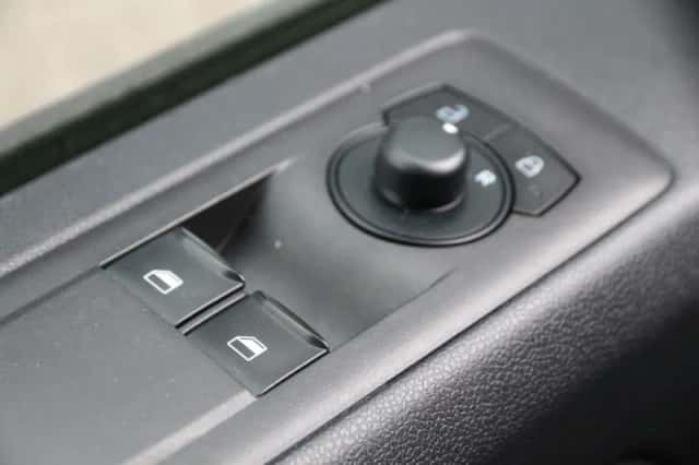 Ford Transit Custom (2024) thumbnail 18