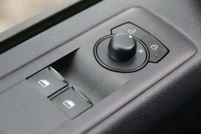 Ford Transit Custom (2024) thumbnail 19