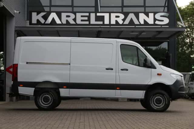 Mercedes-Benz Sprinter (2019) thumbnail 16