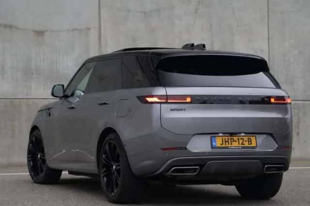 Land Rover Range Rover Sport (2024) thumbnail 11
