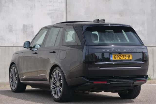 Land Rover Range Rover (2024) thumbnail 12