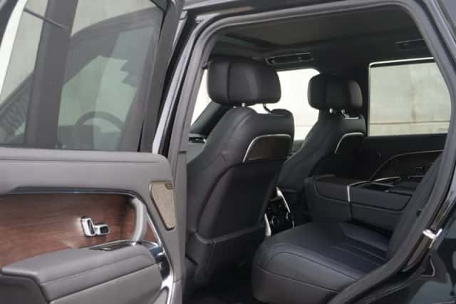 Land Rover Range Rover (2024) thumbnail 26