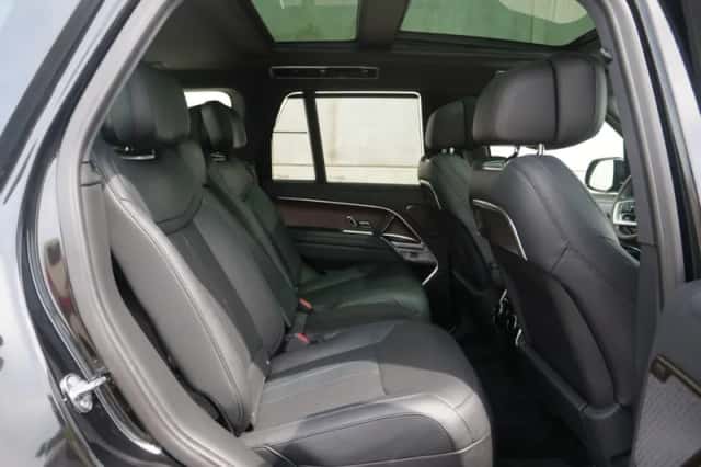 Land Rover Range Rover (2024) thumbnail 28