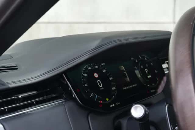 Land Rover Range Rover (2024) thumbnail 7