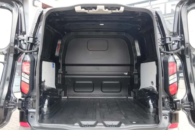 Ford Transit Custom (2024) thumbnail 4