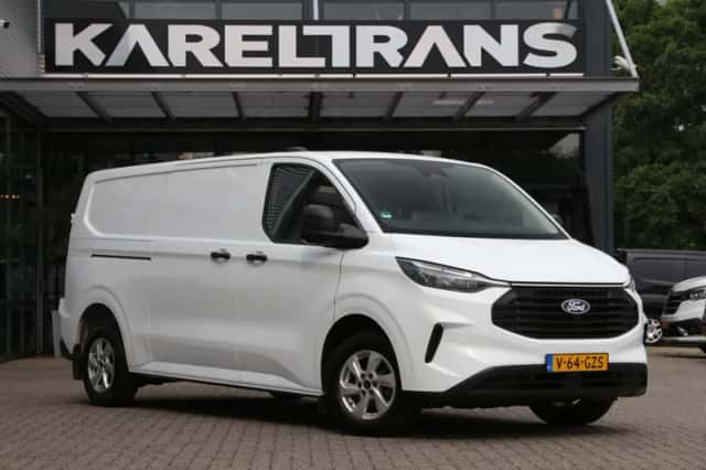 Ford Transit Custom (2024) thumbnail 1