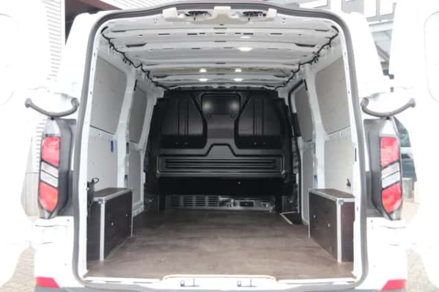 Ford Transit Custom (2024) thumbnail 4