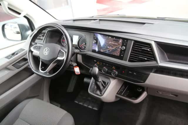 Volkswagen Transporter (2022) thumbnail 5