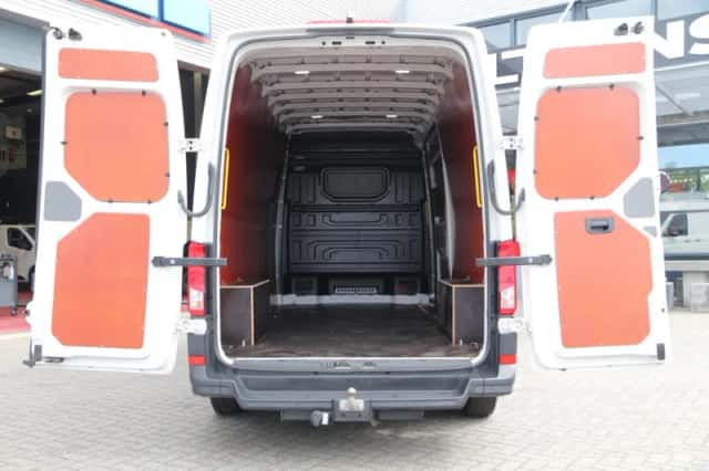 Volkswagen Crafter (2024) thumbnail 3