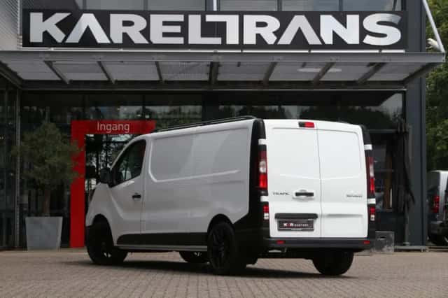 Renault Trafic (2022) thumbnail 2