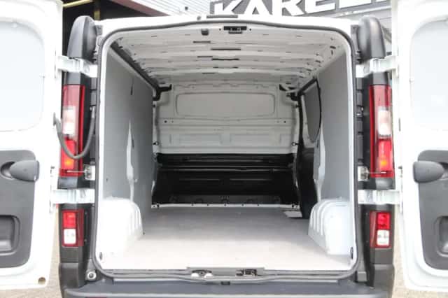 Renault Trafic (2022) thumbnail 4