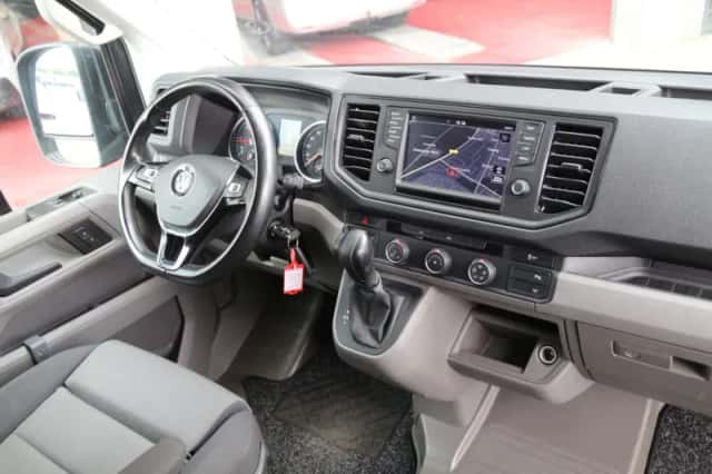 Volkswagen Crafter (2019) thumbnail 5