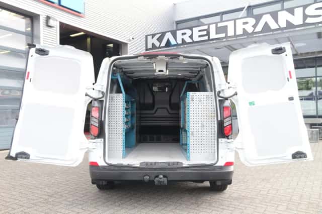 Ford Transit Custom (2024) thumbnail 3