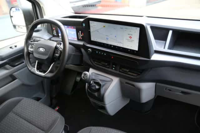 Ford Transit Custom (2024) thumbnail 5