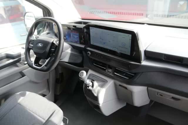 Ford Transit Custom (2024) thumbnail 5