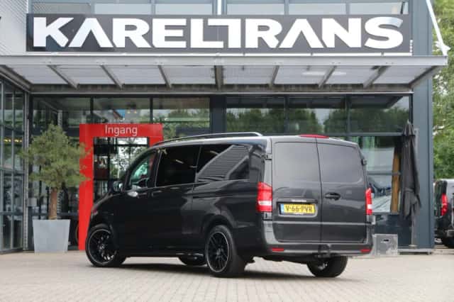 Mercedes-Benz Vito (2024) thumbnail 2