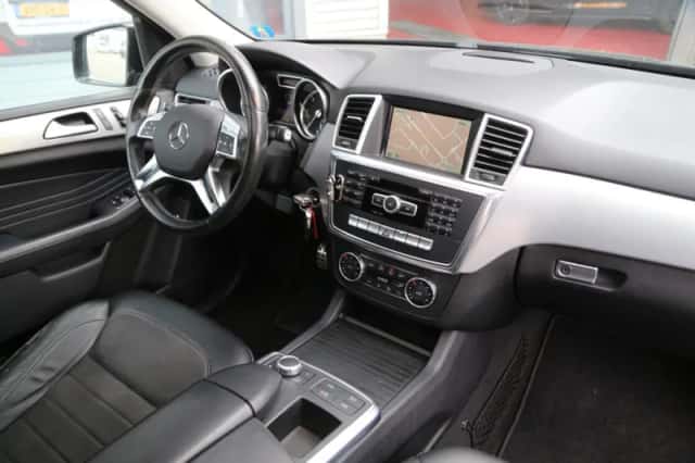 Mercedes-Benz ML-Klasse (2013) thumbnail 5