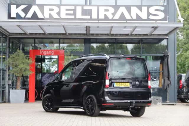 Volkswagen Caddy (2024) thumbnail 2