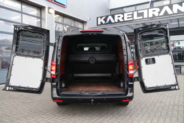 Mercedes-Benz Vito (2015) thumbnail 3